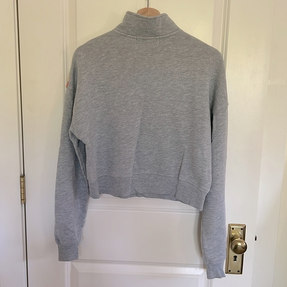 Wildfox 1/2 Zip Funnel Neck Cropped Top Heather Gray - Picture 2 of 7